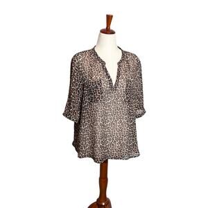 TWO by Vince Camuto blouse open neck animal print semi sheer short sleeve  Sz XL